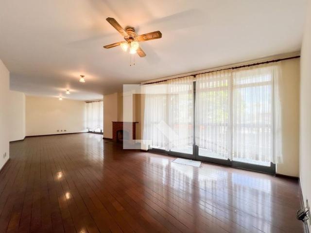 Casa aluguel em Valinhos