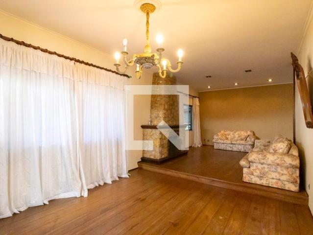 Casa aluguel em Região Imediata de Campinas, Região Metropolitana de Campinas