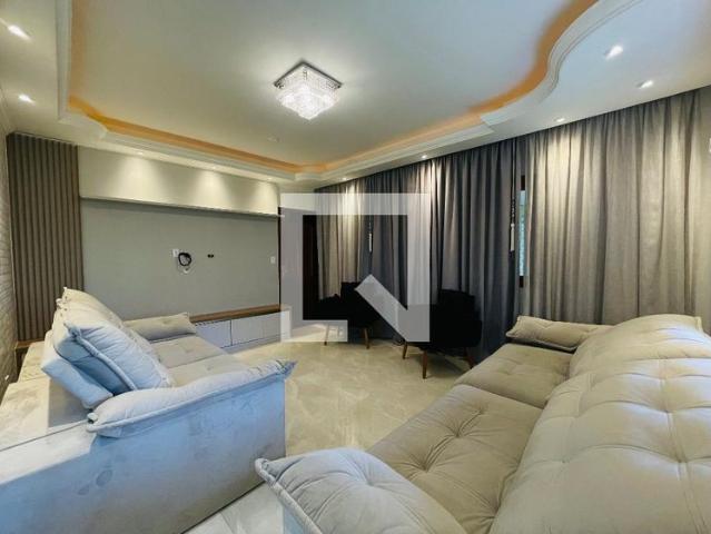 Casa aluguel em Distrito de Jardim Presidente Dutra, Guarulhos