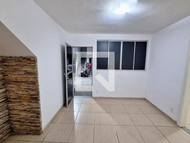 Casa aluguel em Região Geográfica Imediata do Rio de Janeiro, Região Metropolitana do Rio de Janeiro