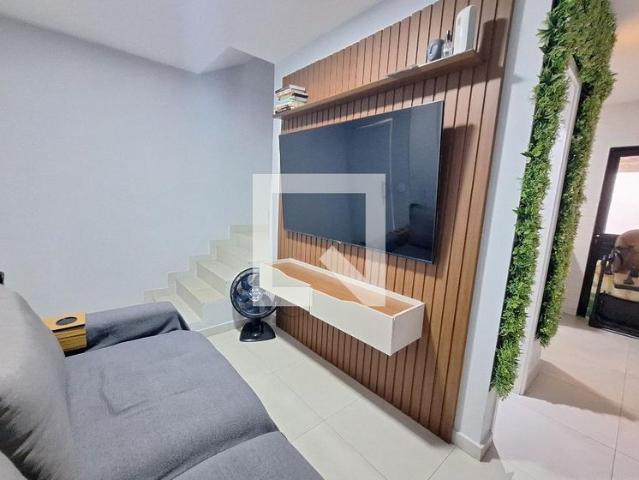Casa aluguel em Região Geográfica Imediata do Rio de Janeiro, Região Metropolitana do Rio de Janeiro