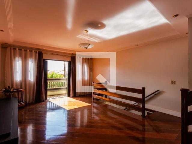 Casa aluguel em Jardim Rina, Santo André