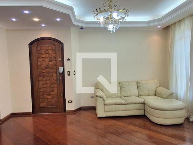 Casa aluguel em Região Imediata de São Paulo, Região Metropolitana de São Paulo