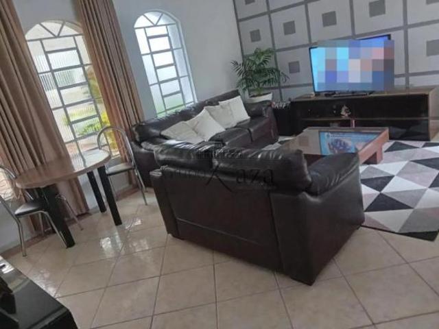 Casa venda em Região Imediata de São José dos Campos, Região Metropolitana do Vale do Paraíba e Litoral Norte