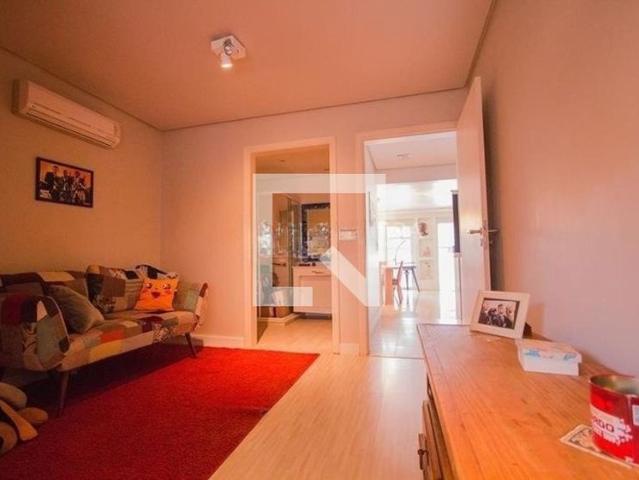 Casa aluguel em Região Geográfica Imediata de Porto Alegre, Região Metropolitana de Porto Alegre