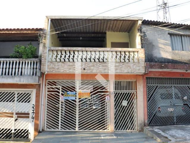 Casa aluguel em Parque Santa Tereza, Carapicuíba