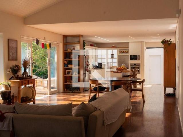 Casa aluguel em Região Imediata de São Paulo, Região Metropolitana de São Paulo