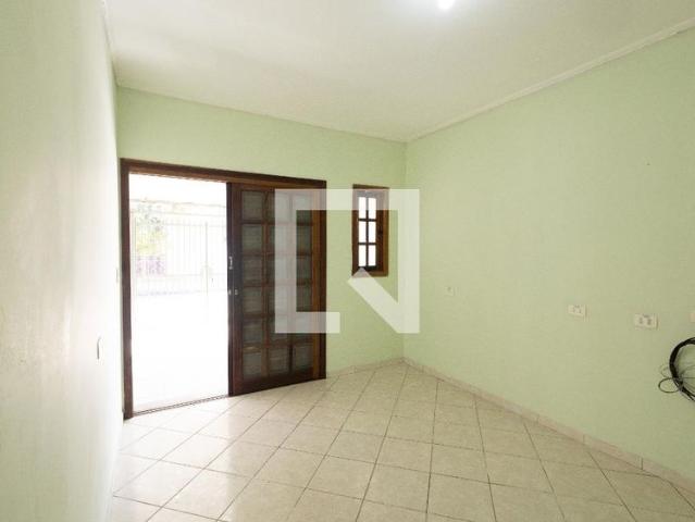Casa aluguel em Região Imediata de São José dos Campos, Região Metropolitana do Vale do Paraíba e Litoral Norte