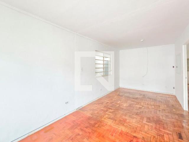 Casa aluguel em Região Imediata de São José dos Campos, Região Metropolitana do Vale do Paraíba e Litoral Norte