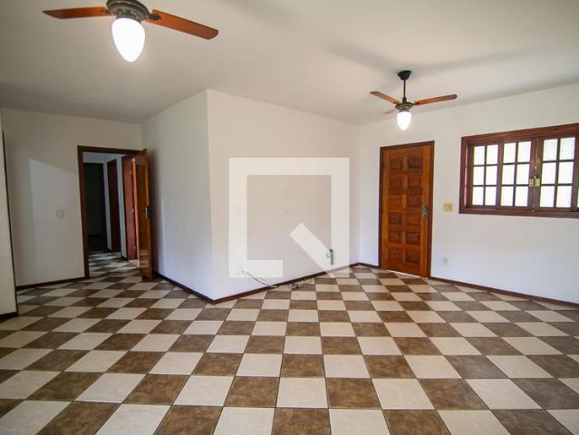 Casa aluguel em Região Imediata de Campinas, Região Metropolitana de Campinas