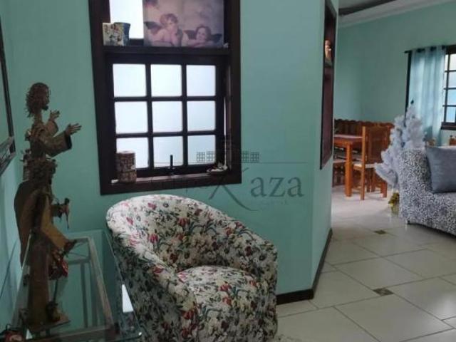 Casa venda em Jardim Siesta, Jacareí
