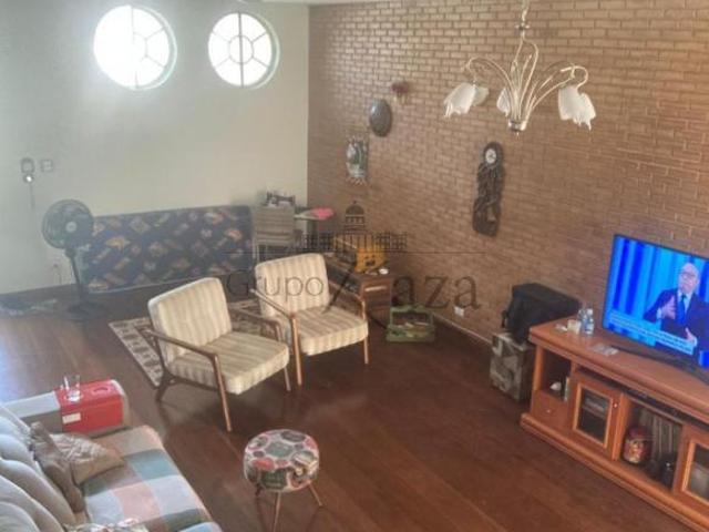 Casa venda em Jardim Siesta, Jacareí