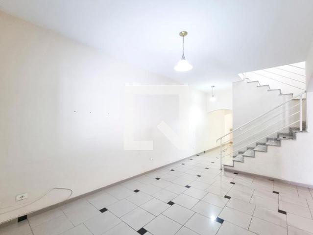 Casa aluguel em Região Imediata de São José dos Campos, Região Metropolitana do Vale do Paraíba e Litoral Norte