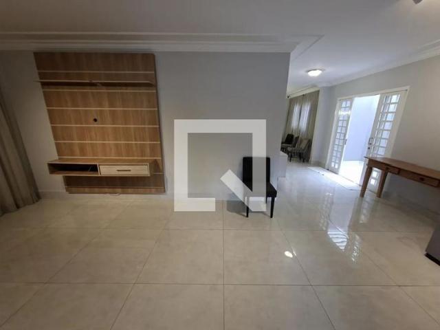 Casa aluguel em Região Geográfica Imediata de Uberlândia, Oliveira Fortes