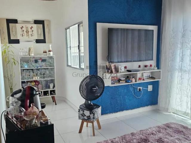 Casa venda em Região Imediata de São José dos Campos, Região Metropolitana do Vale do Paraíba e Litoral Norte