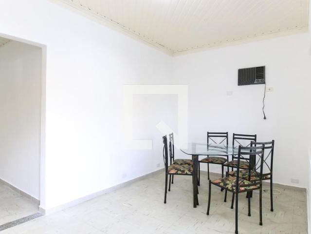Casa aluguel em Região Imediata de São José dos Campos, Região Metropolitana do Vale do Paraíba e Litoral Norte