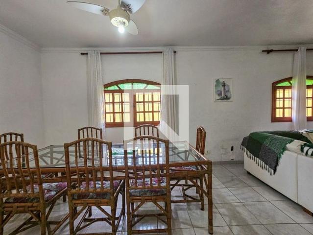Casa aluguel em Região Imediata de Santos, Região Metropolitana da Baixada Santista