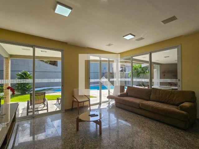 Casa aluguel em Região Imediata de Santos, Região Metropolitana da Baixada Santista