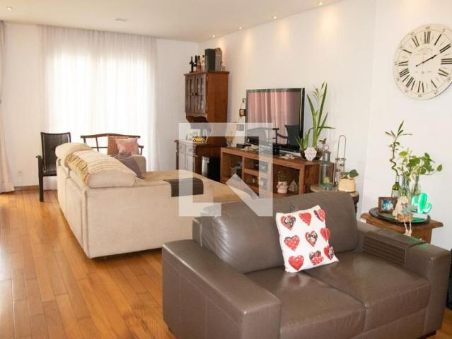 Casa aluguel em Região Imediata de São Paulo, Região Metropolitana de São Paulo