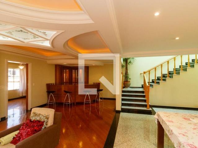 Casa aluguel em Região Imediata de São Paulo, Região Metropolitana de São Paulo