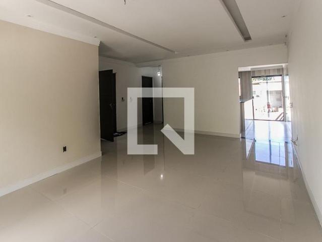 Casa aluguel em Região Geográfica Imediata de Salvador, Região Metropolitana de Salvador