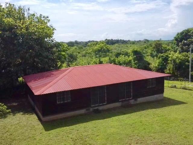 Casa 4 recamaras en zona tranquila