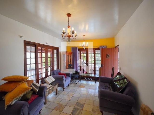 Casa aluguel em Região Geográfica Imediata de Florianópolis, Desterro