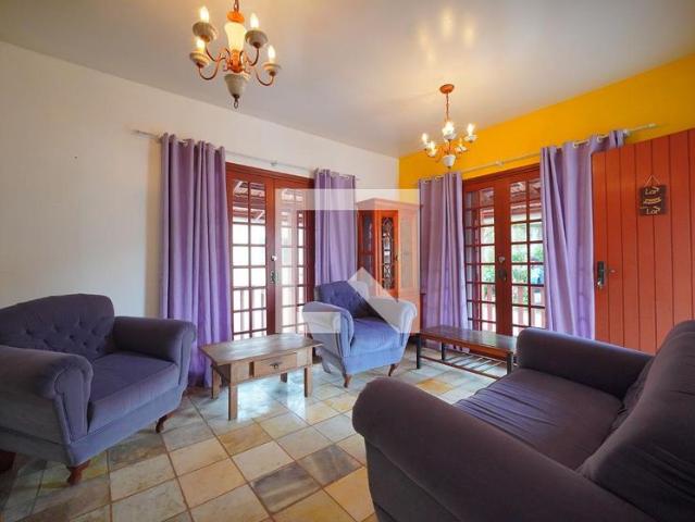 Casa aluguel em Região Geográfica Imediata de Florianópolis, Desterro