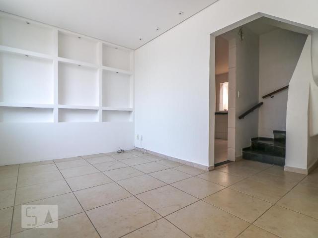 Casa aluguel em Região Geográfica Imediata de Belo Horizonte, Região Metropolitana de Belo Horizonte