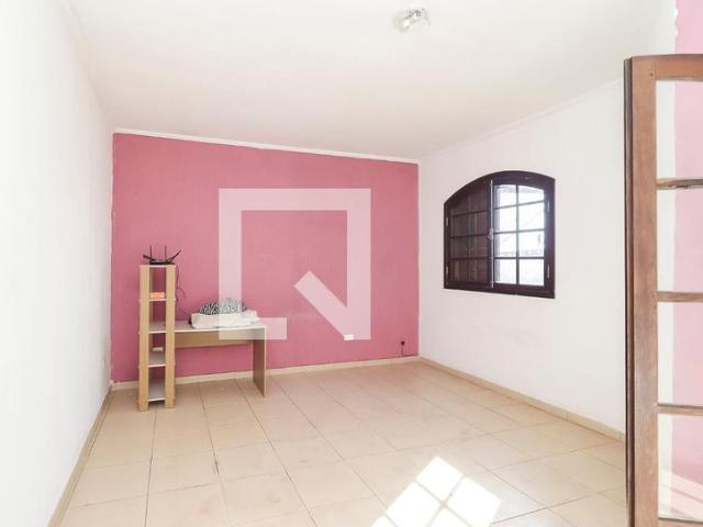 Casa aluguel em Biritiba-Mirim, São Paulo