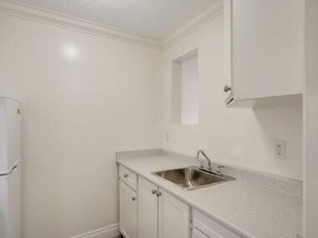 Apartment for rent in Victoria, British Columbia