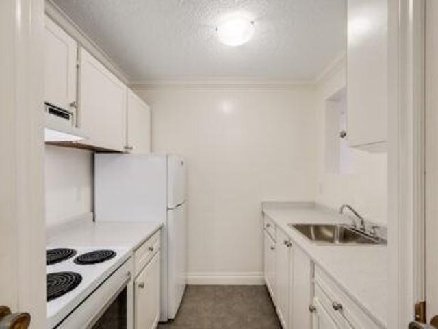 Apartment for rent in Victoria, British Columbia