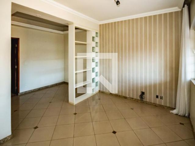 Casa aluguel em Região Geográfica Imediata de Belo Horizonte, Região Metropolitana de Belo Horizonte