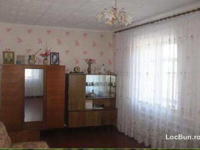 Casă vânzări