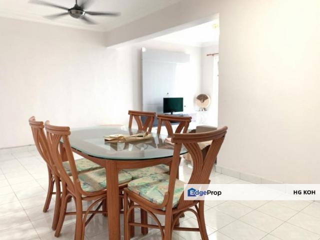 Condominium for sale in Malaka