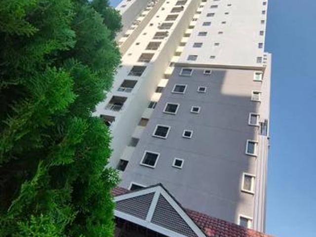 Condominium for sale in Malaka