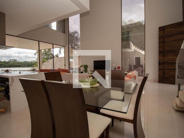 Casa aluguel em Região Geográfica Imediata do Distrito Federal, Região Integrada de Desenvolvimento do Distrito Federal e Entorno