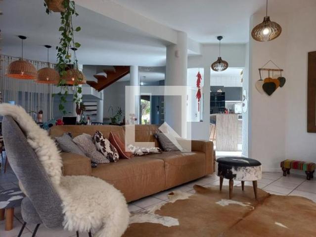 Casa aluguel em Região Geográfica Imediata de Florianópolis, Desterro