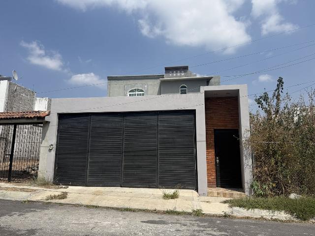 Casa en renta en Villa De Alvarez, Colima