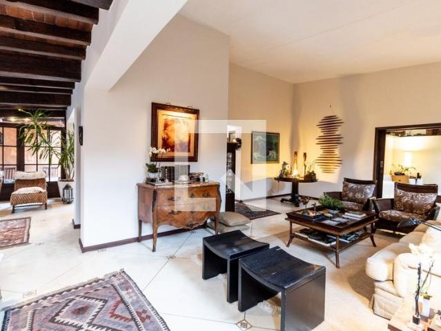 Casa aluguel em Região Imediata de São Paulo, Região Metropolitana de São Paulo