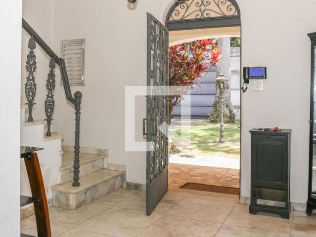 Casa aluguel em Região Imediata de São Paulo, Região Metropolitana de São Paulo