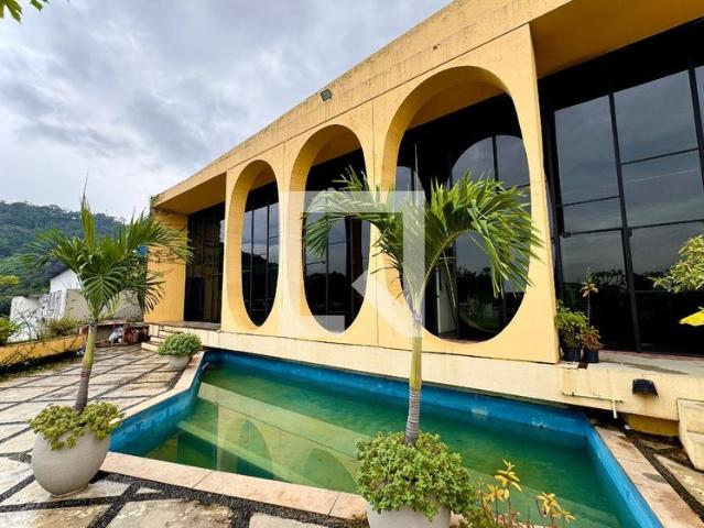 Casa aluguel em Região Geográfica Imediata do Rio de Janeiro, Região Metropolitana do Rio de Janeiro