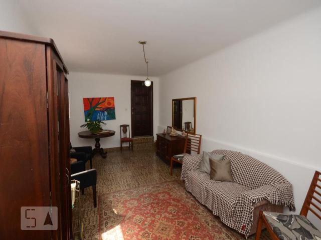 Casa aluguel em Região Geográfica Imediata do Rio de Janeiro, Região Metropolitana do Rio de Janeiro