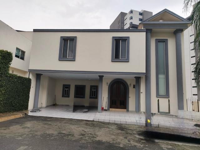 Casa en renta en San Nicolás De Los Garza, Nuevo León