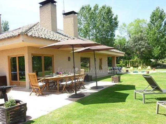 Casa en alquiler en Sevilla La Nueva, Madrid