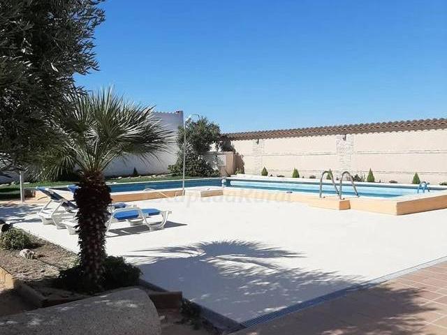 Casa en alquiler en Recas, Toledo