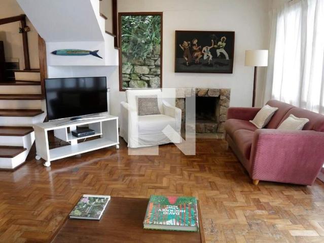 Casa venda em Região Geográfica Imediata do Rio de Janeiro, Região Metropolitana do Rio de Janeiro