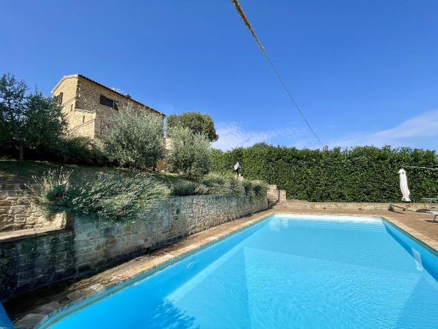 Casa in vendita a Marche, Macerata