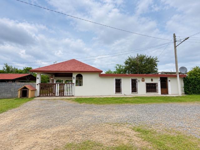 Casa en venta en El Refugio, Linares