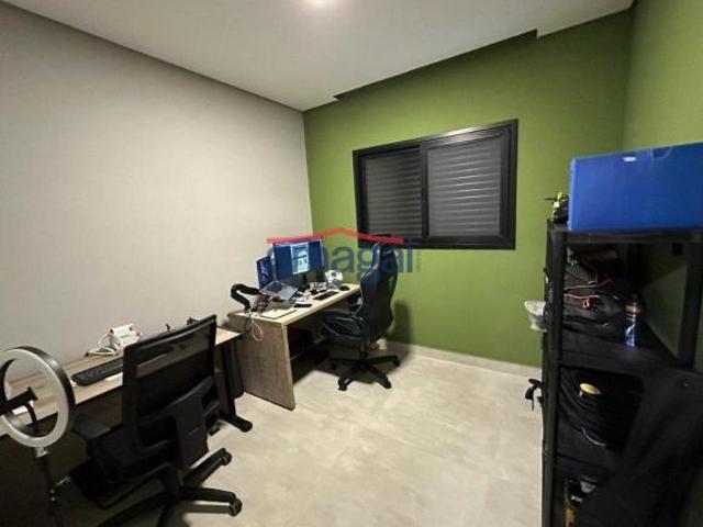 Casa venda em Região Imediata de São José dos Campos, Região Metropolitana do Vale do Paraíba e Litoral Norte